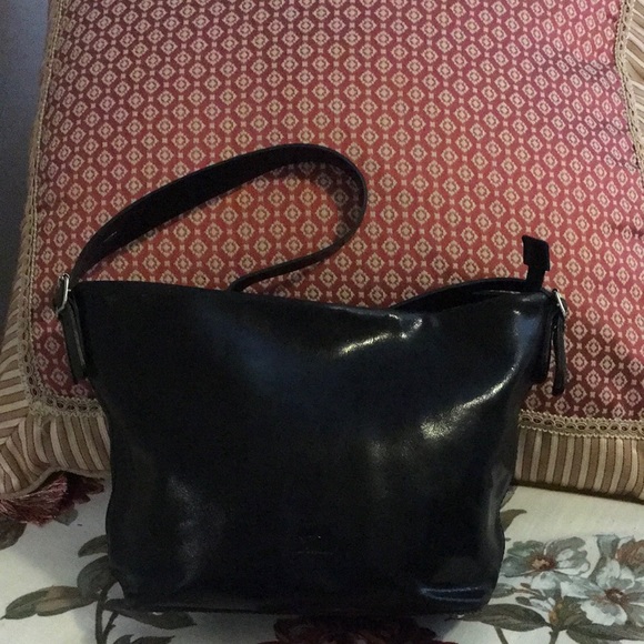 Cuero Vacuno Black Purse - Picture 2 of 6